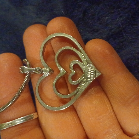 Heart Shaped Diamondlike Pendant with Silver Chain - Picture 4 of 5